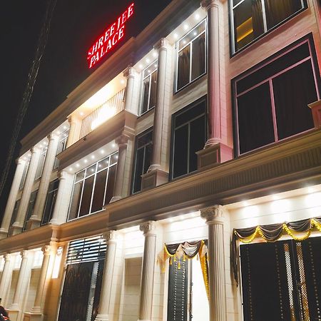 Hotel The Shree Jee Palace Mirzāpur Exteriör bild